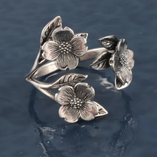 Anillo Abierto Floral en Plata Vintage