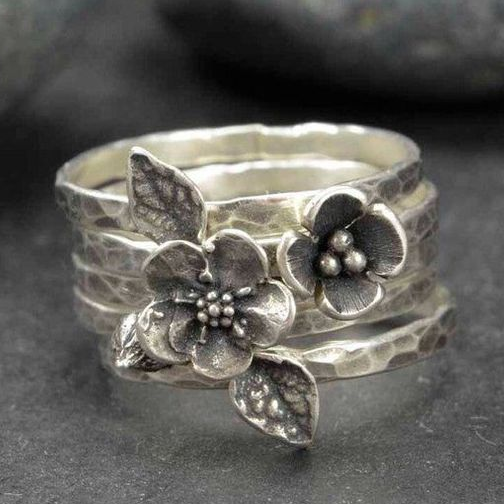 Anillo vintage de capas de plata de flores